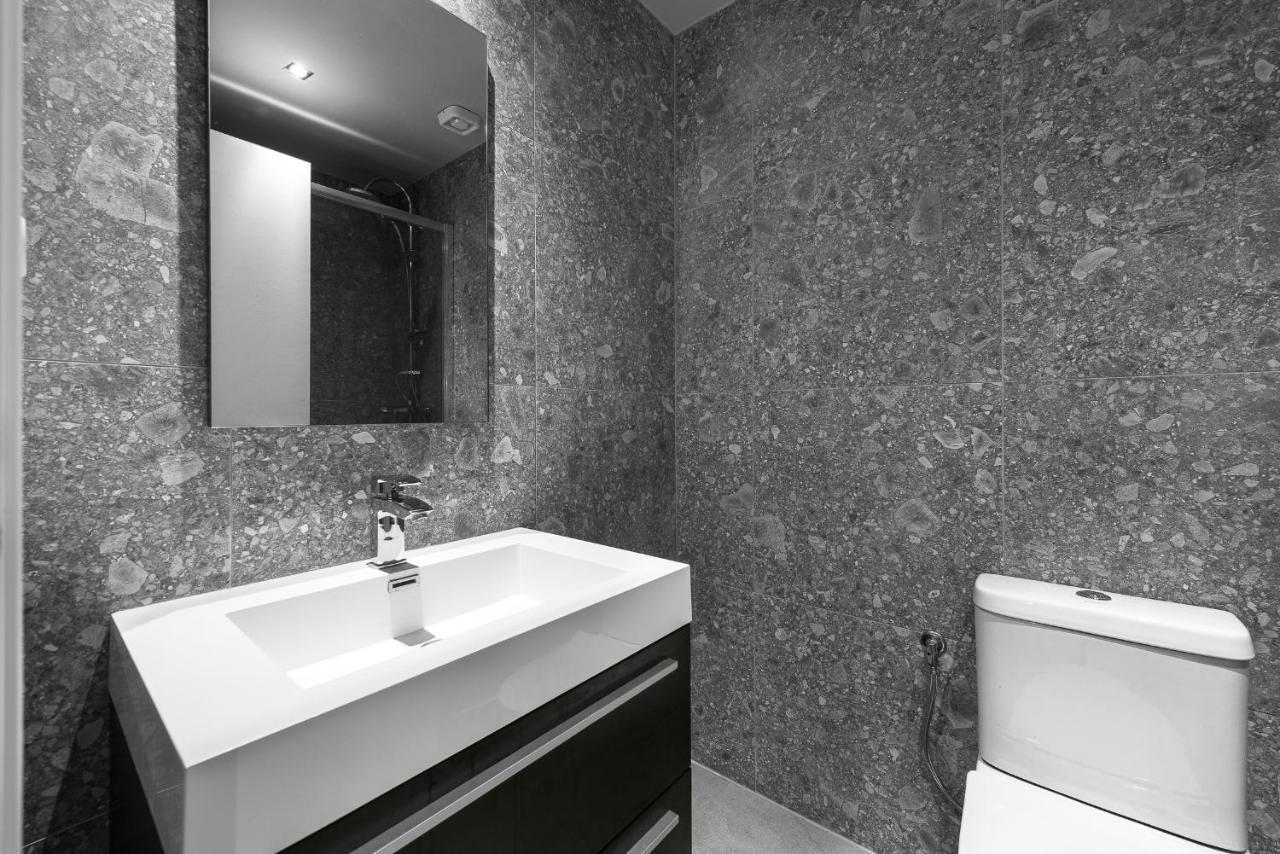 Upper Floor, The Luxury Suites Salonic Exterior foto