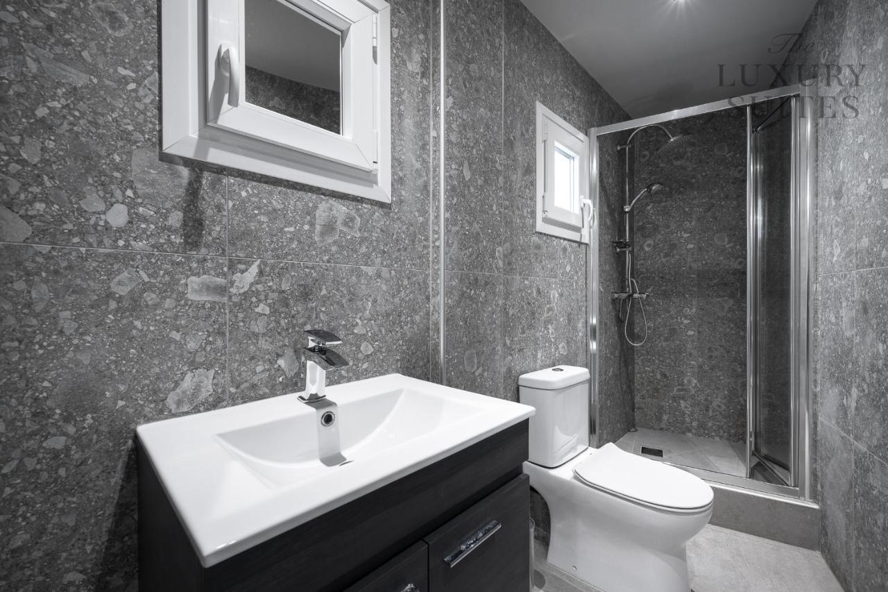 Upper Floor, The Luxury Suites Salonic Exterior foto
